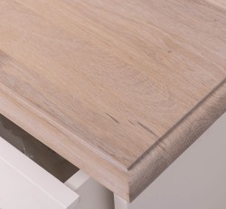 Noptiera cu 1 usa si 1 sertar, blat stejar de la Rustic Butique PS124 - Culoare Top_P035 - Culoare Corp_P039 - DUBLU COLOR