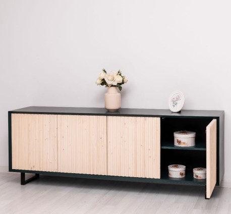 Comoda cu 4 usi Slatted de la Rustic Butique PS753 - Culoare Corp_P087 - Culoare Usi_P095 - DUBLU COLOR