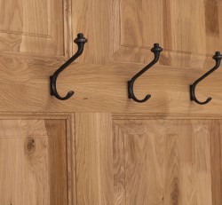 Cuier cu 2 usi stejar de la Rustic Butique OPS366 - Culoare_P061 - LACUIT