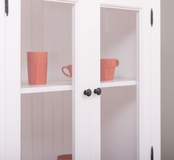 Dulap de bucatarie cu vitrina si 2 usi panou in stil rustic de la Studio Szel PS528 - Culoare_P004 - VOPSIT