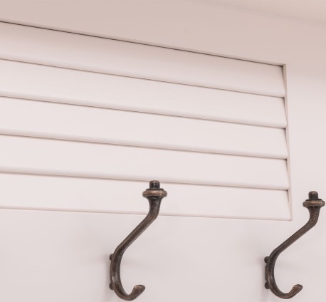 Cuier cu design Shutter cu doua usi de la Studio Szel PS721 - Culoare_P039 - VOPSIT