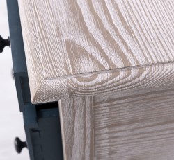Consola cu picioare curbate si 7 sertare de la Studio Szel PS540 - Culoare Corp_P067 - Culoare Sertare_P051A - DUBLU COLOR