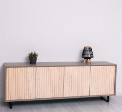 Comoda cu 4 usi Slatted de la Studio Szel PS753 - Culoare Corp_P030 - Culoare Usi_P095 - DUBLU COLOR