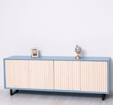 Comoda cu 4 usi Slatted de la Studio Szel PS753 - Culoare Corp_P053 - Culoare Usi_P095 - DUBLU COLOR