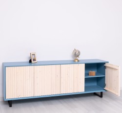 Comoda cu 4 usi Slatted de la Studio Szel PS753 - Culoare Corp_P053 - Culoare Usi_P095 - DUBLU COLOR