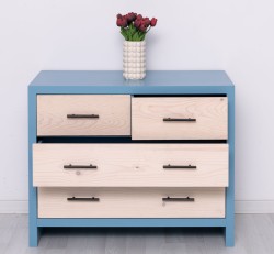 Comoda cu 4 sertare Rustic Haven de la Studio Szel PS743 - Culoare Corp_P053 - Culoare Sertare_P095 - DUBLU COLOR