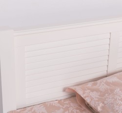 Pat cu tablie tip jaluzele 140x200cm, Colectia Shutter de la Studio Szel PS614 - Culoare_P039 - VOPSIT