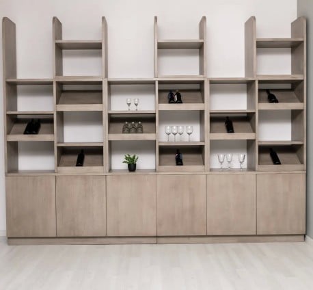 Sistem de rafturi pentru vinuri din lemn de stejar de la Studio Szel SPEC20891 - Culoare P037 - BURSHED