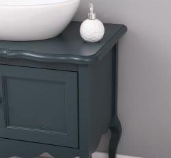 Mobilier de baie cu picioare curbate, doua usi de la Studio Szel PS711 - Culoare_P087 - VOPSIT