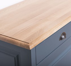 Bufet cu 3 usi glisante,3 sertare, blat stejar, BAS de la Studio Szel PS10BAS - Culoare Top_P061 - Culoare Corp_P051 - DUBLU COLOR