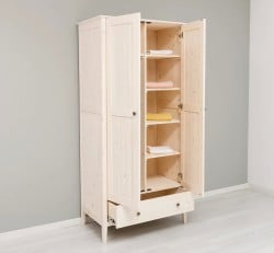 Dulap 2 usi din lemn masiv de pin, cu sertar de la Studio Szel - SPEC20450 – Culoare P095 – LACUIT&VOPSIT