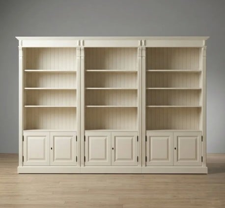 Bibliotecă Directoire cu depozitare inferioară cu uși de la Studio Szel – SPEC22467– Culoare P015- VOPSIT