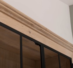 Vitrina eleganta din stejar, cu 2 usi BAS + 2 usi sticla SUP de la Studio Szel OPS798BAS+SUP - Culoare_P035 - ULEIAT