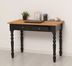 Masa de scris cu picioare strunjite, 2 sertare de la Studio Szel PS200 - Culoare_Top-P002_P150 - VOPSIT