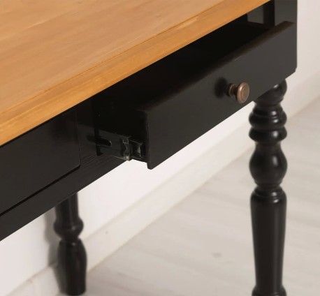 Masa de scris cu picioare strunjite, 2 sertare de la Studio Szel PS200 - Culoare_Top-P002_P150 - VOPSIT