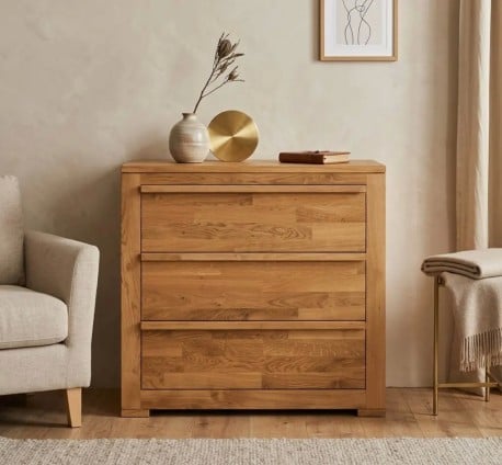 Comoda cu trei sertare Wild Oak, sertare pe sine metalice de la Studio Szel OPS632 - Culoare_P061 - LACUIT
