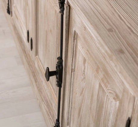 Bufet cu 4 usi, cu tija, BAS de la Studio Szel PS408BAS - Culoare_P067_P004 - DEEP BRUSHED