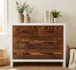 Comoda cu 4 sertare Rustic Haven de la Studio Szel PS743 - Culoare Corp_P004 - Culoare Sertare_P064 - DUBLU COLOR