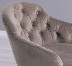 Scaun Chester Salvador Tauqe 3 de la Studio Szel - 